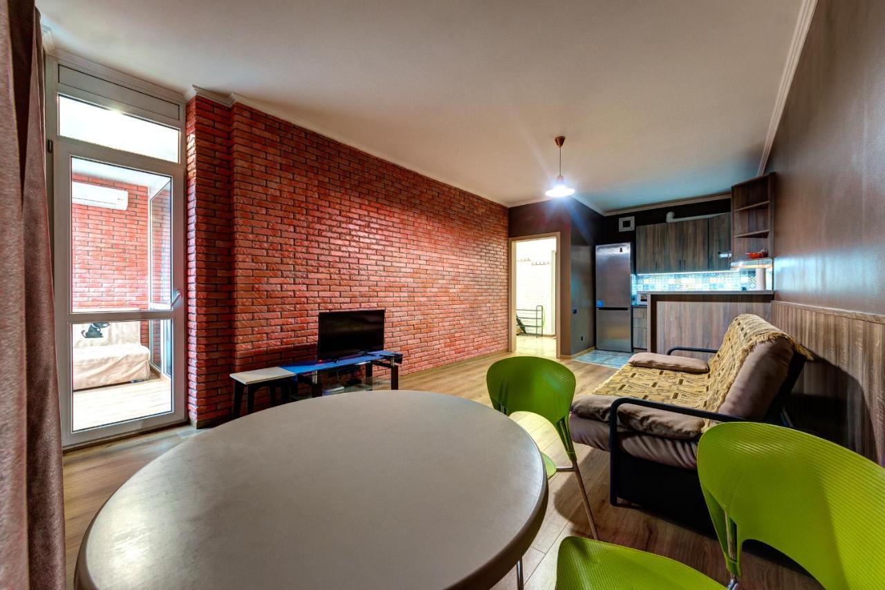 Apartments Near Ukraina Shopping Mall Киев Экстерьер фото